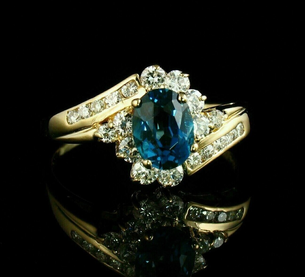 2Ct Oval Cut Simulated London Blue Topaz Wedding Ring In 14K Yellow Gold Plated