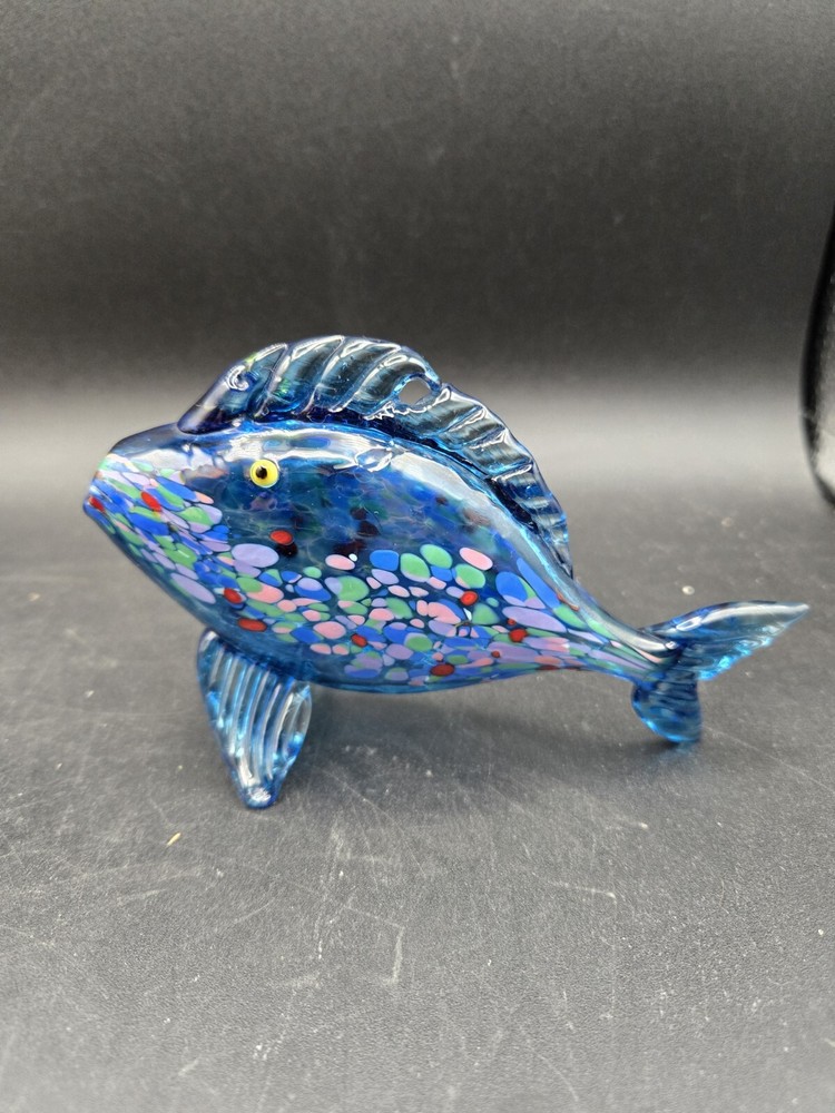 Vintage Thames Art Glass Tropical Fish Sculpture Figurine 3.25