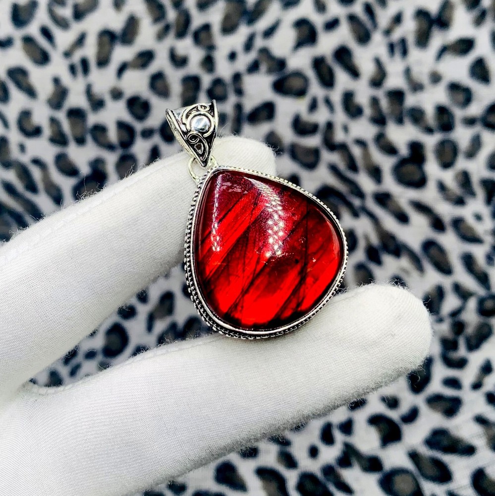 Red Flash Labradorite Gemstone Handmade 925 Sterling Silver Pendant Jewelry
