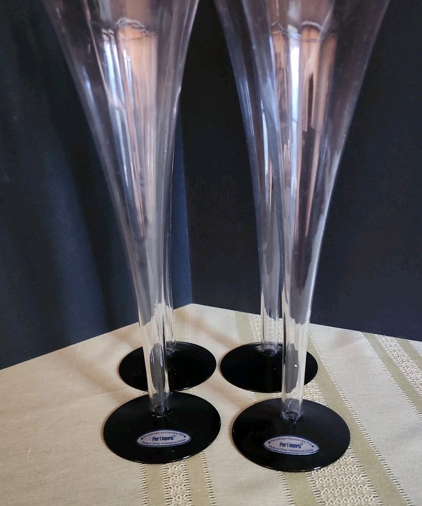 Pier 1 Handblown Champagne Flutes Clear Black Bottom Set of 4 Rare