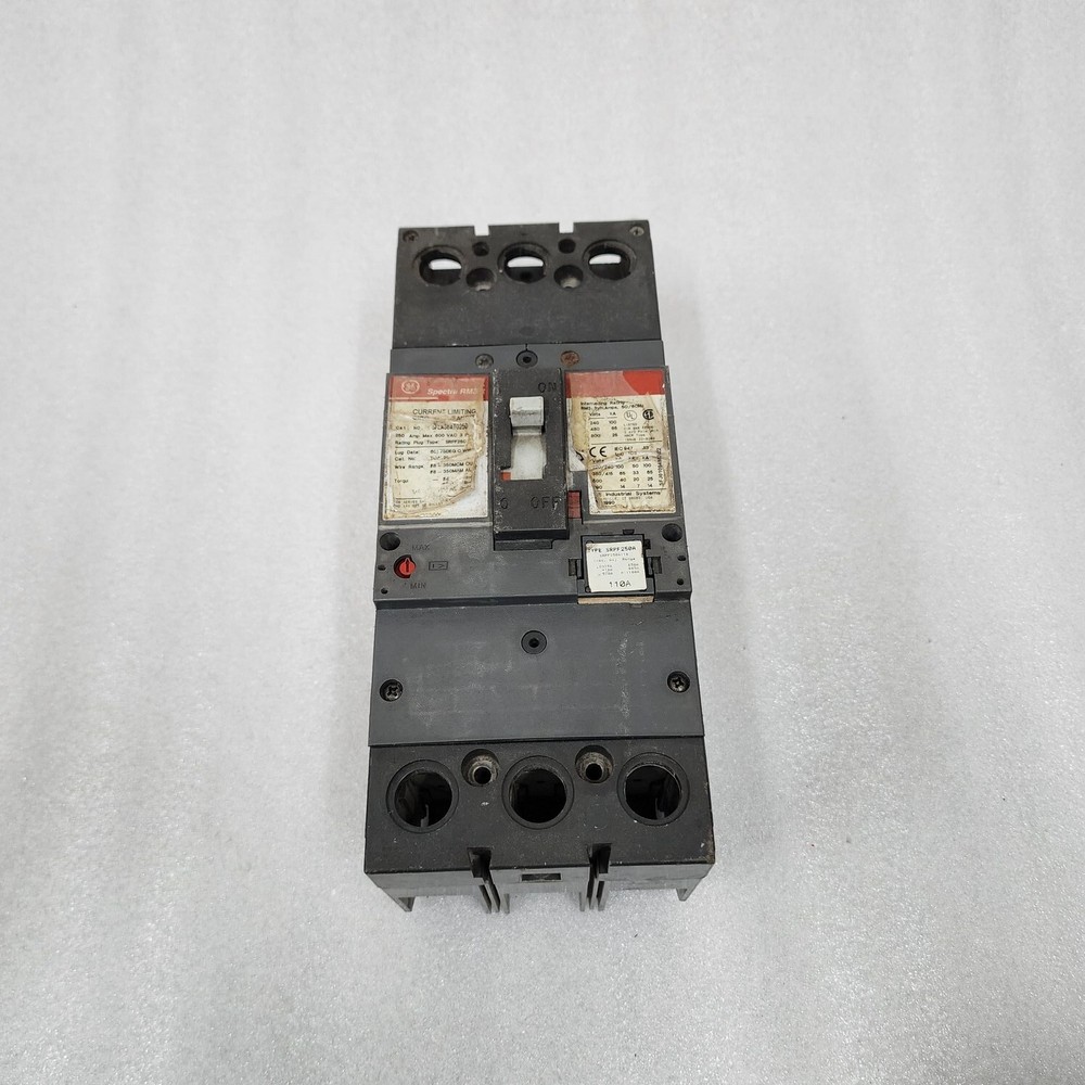 GENERAL ELECTRIC SFLA36AT0250 3-POLE CIRCUIT BREAKER 250A