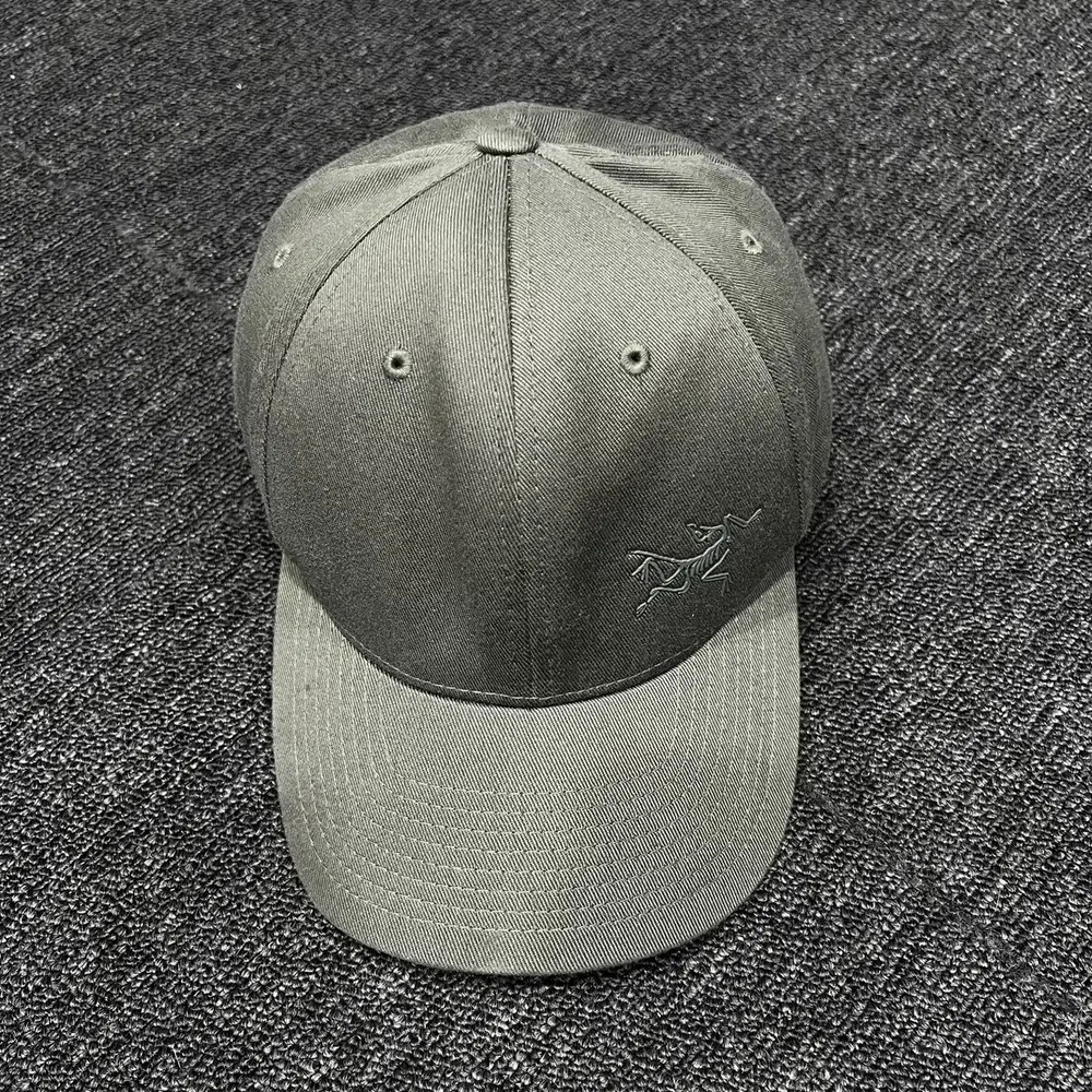 Arc'teryx FLEXFIT Adjustable Performance Ball Cap Hat