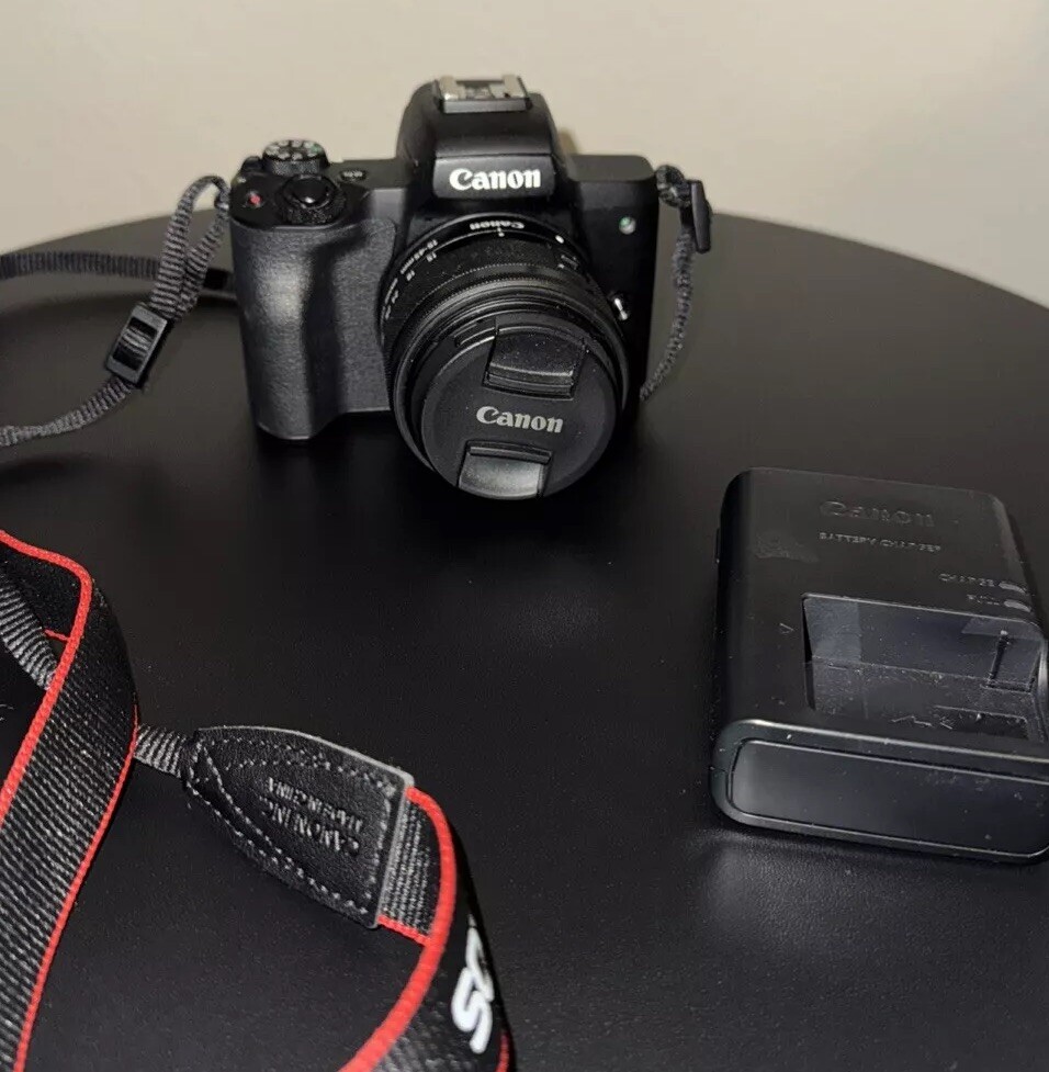 Canon EOS M50 w/ 15-45mm f/3.5-6.3 IS STM Lens