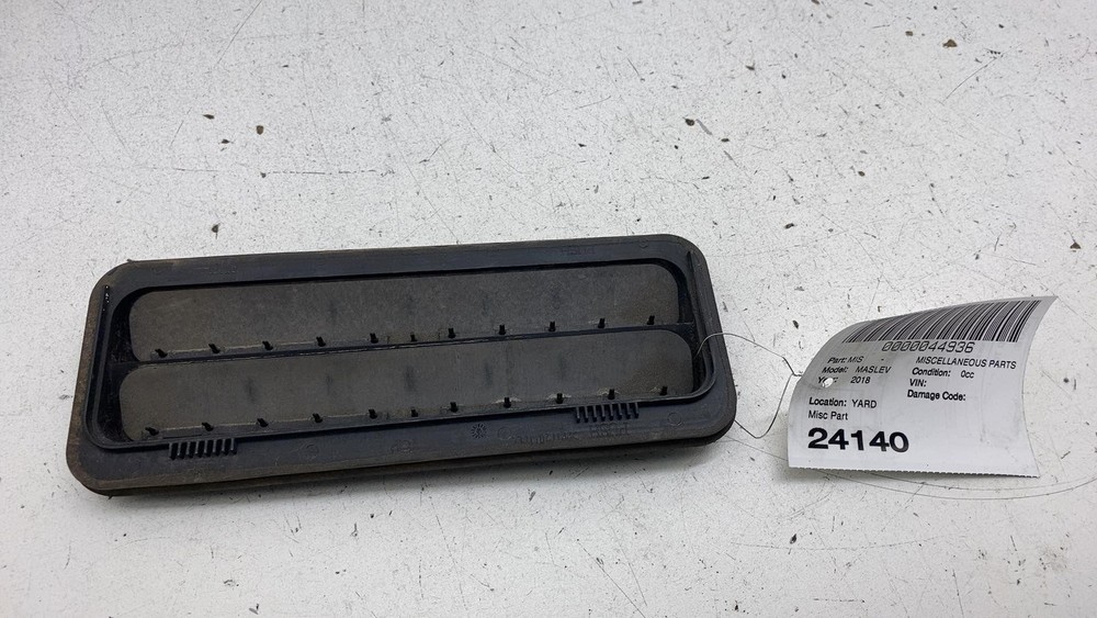 2017-2020 Maserati Levante Rear Left Side Air Pressure Drafter Vent Grille Assy