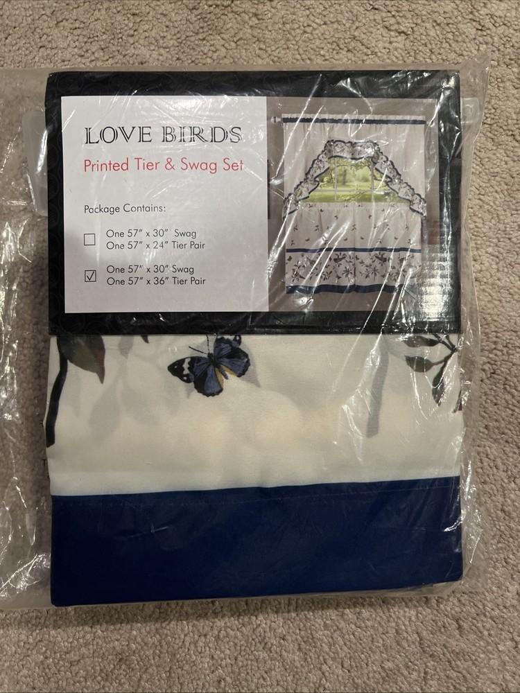 Lot Of 3,3pc Kitchen Curtains Set: 2 Tiers (57