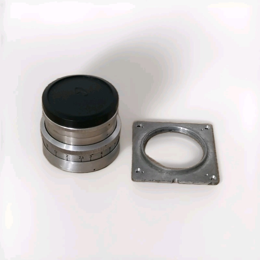 BIOTAR 2/58mm Carl Zeiss Jena Red T Vintage Lens with 17 Blades M40 Mount