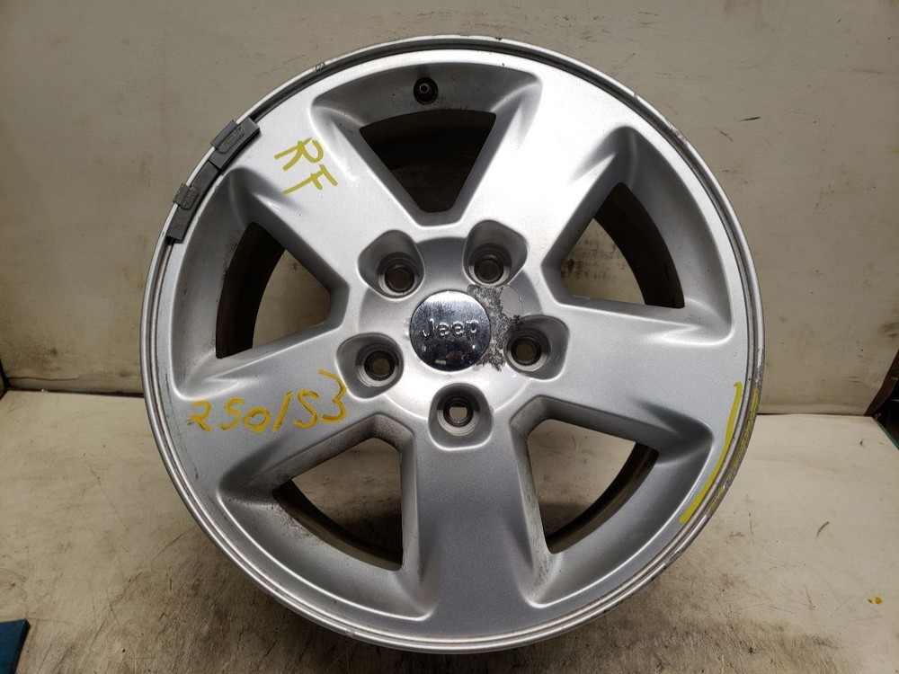 17x8 Wheel Road Wheel Compatible with 2011-2013 Grand Cherokee 1151612