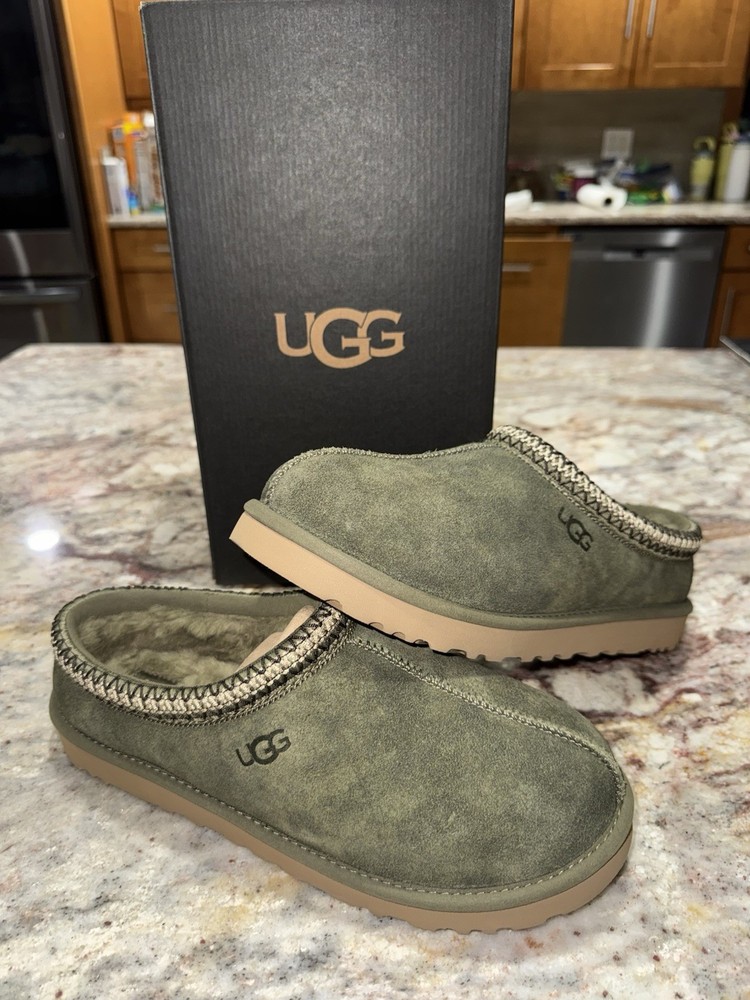 UGG Tasman Baxter II- Men’s Size 9 Women’s 10.5 Burnt Olive BRAND NEW IN BOX