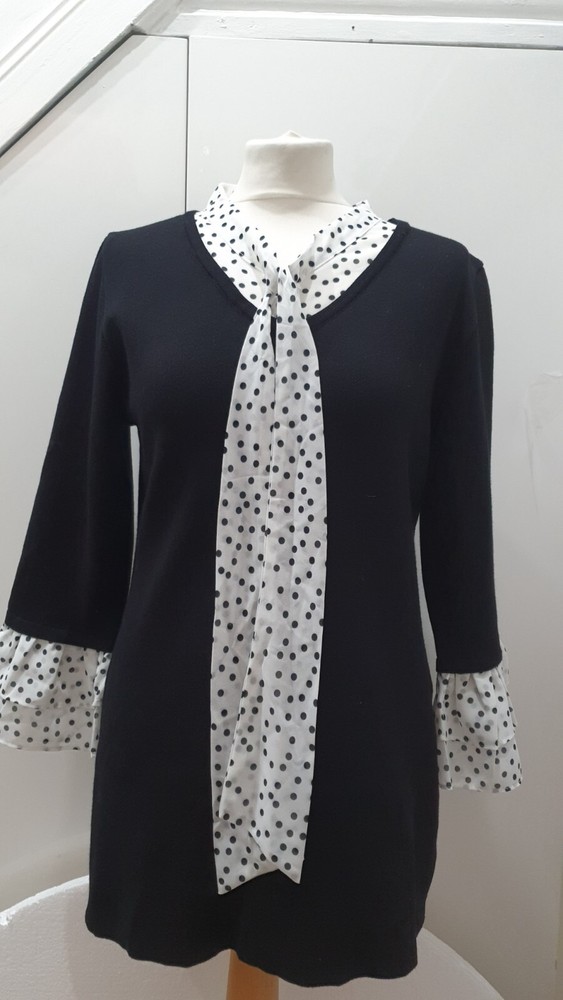 Nina Leonard Black V-Neck Ladies Jumper with Ruffle Cuffs UK Medium New QVC