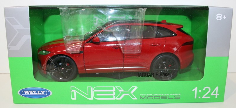 Welly NEX 1/24 Scale 24070W - Jaguar F Pace - Red