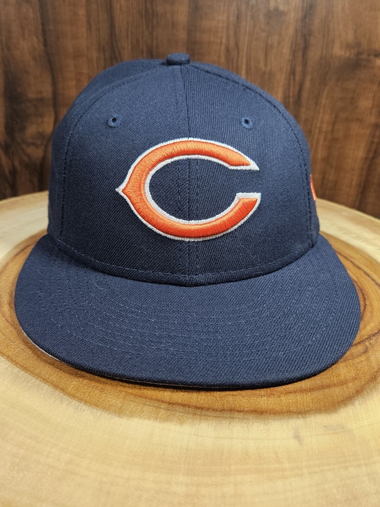 Chicago Bears NFL Fitted Cap by New Era - Size 7 1/8 Classic 59Fifty