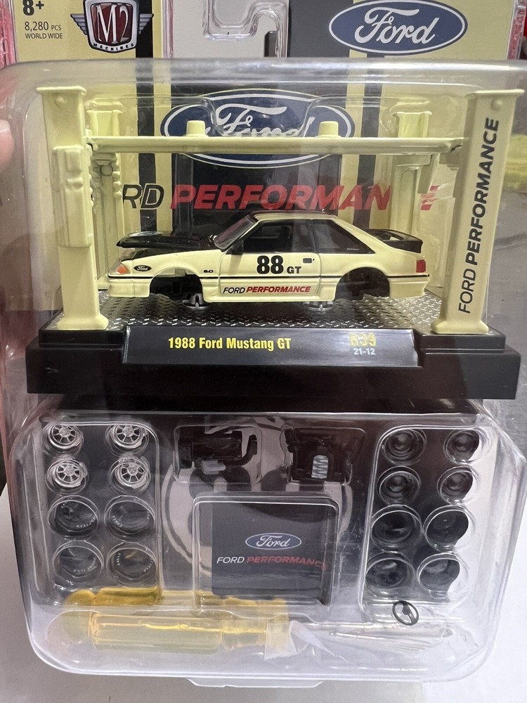 M2 Model Kit 1:64 Scale 1988 FORD MUSTANG GT DIECAST R39