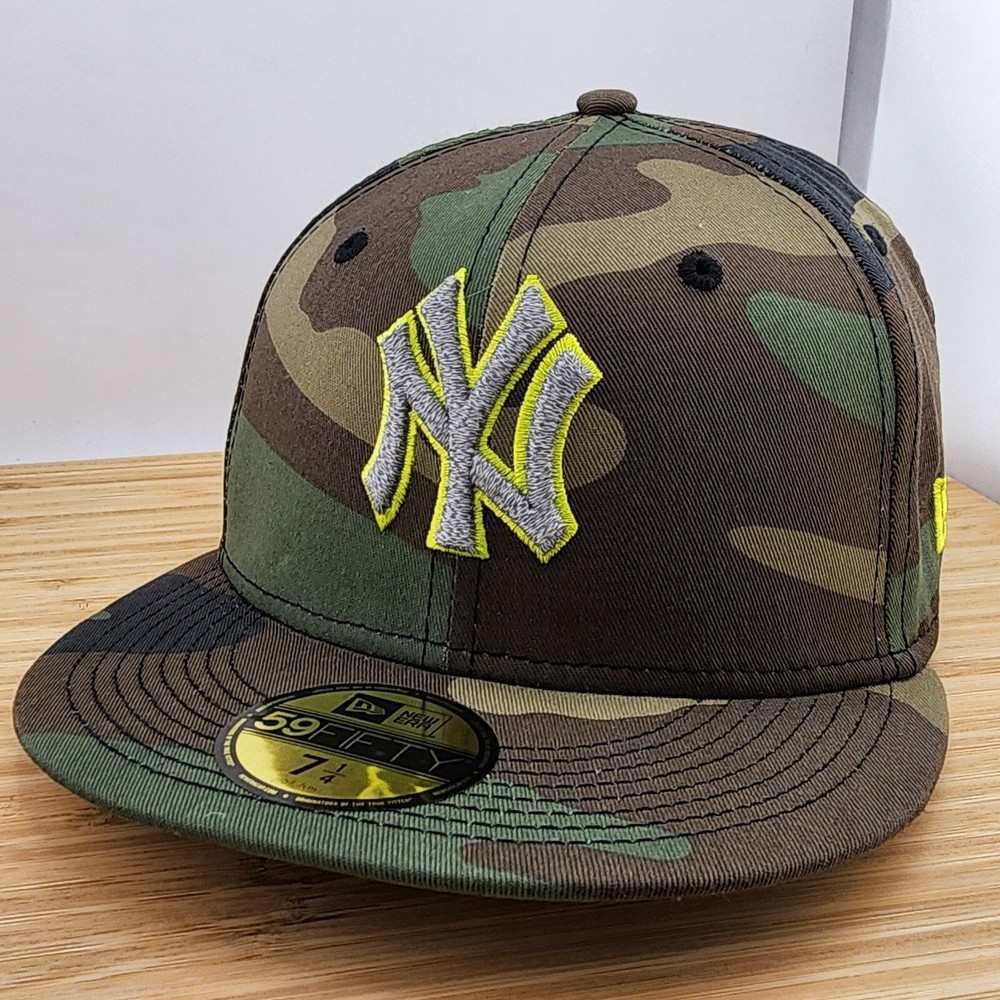 New York Yankees Fitted Hat, Camo w/Neon Highlights, New Era 5950, MLB, Sz 7 1/4
