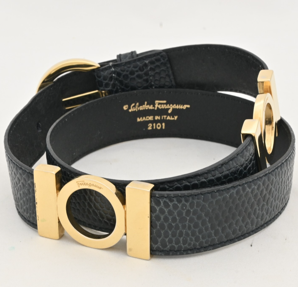 Authentic Salvatore Ferragamo Gancini Leather Belt Black Adjustable 24.8-26.8in SF9508GR
