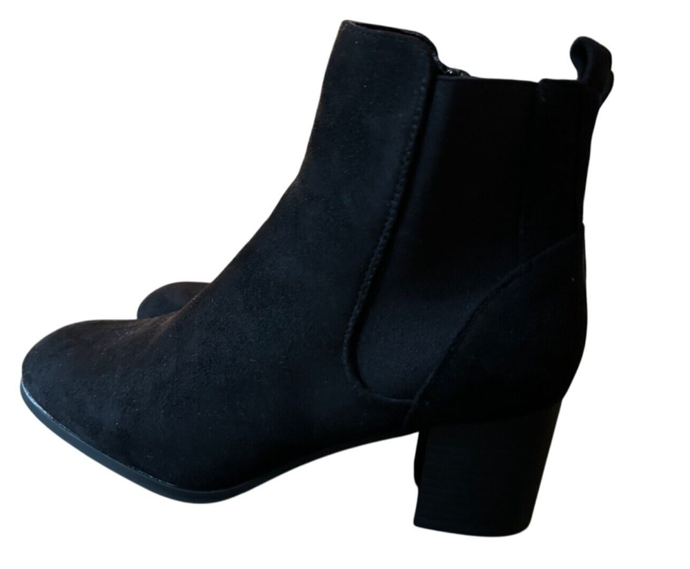 Stylish Dream Paris Black Booties Women's Size 8 for Everyday Elegance
