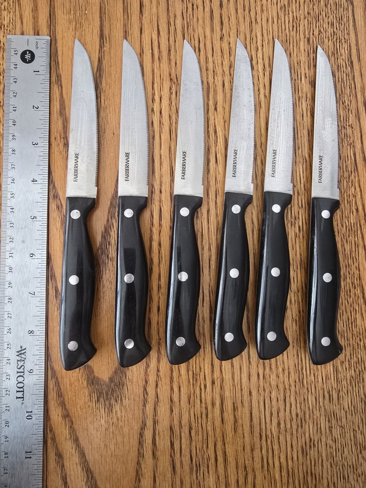 6 Farberware Steak Knives with 4.5