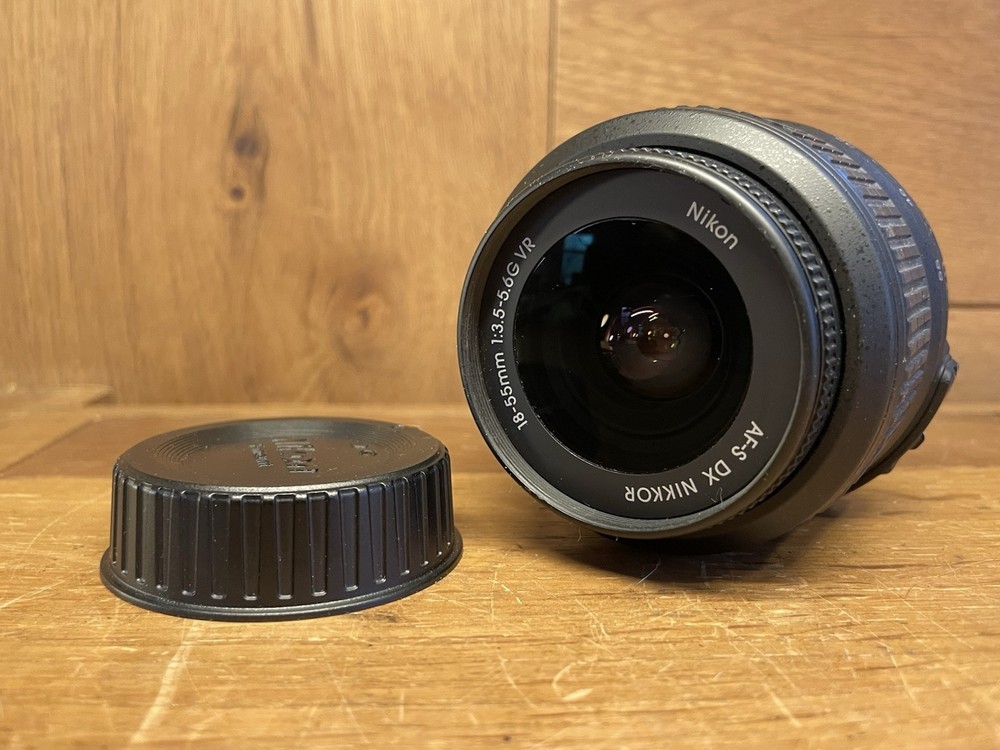 *Mint* Nikon AF-S Nikkor DX 18-55mm F/3.5-5.6 G VR DX Lens From Japan