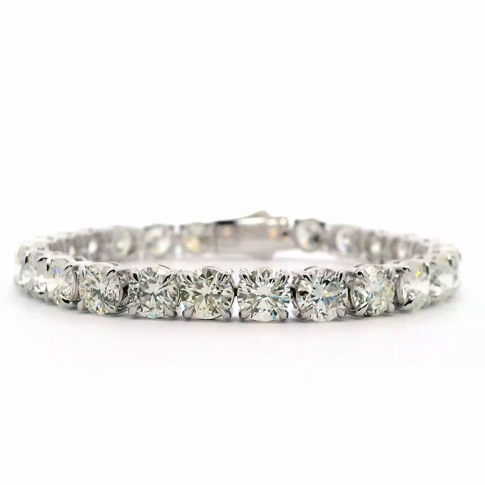 Alexander Beverly Hills 27.76ct 