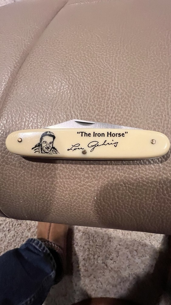 Lou Gehrig Yankess Pocket Knife RARE - FLASH SALE-image