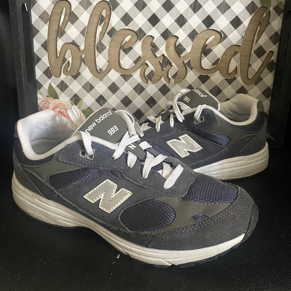 New Balance 993 Blue Mens / Boys Size 6 Wide Athletic Sneakers