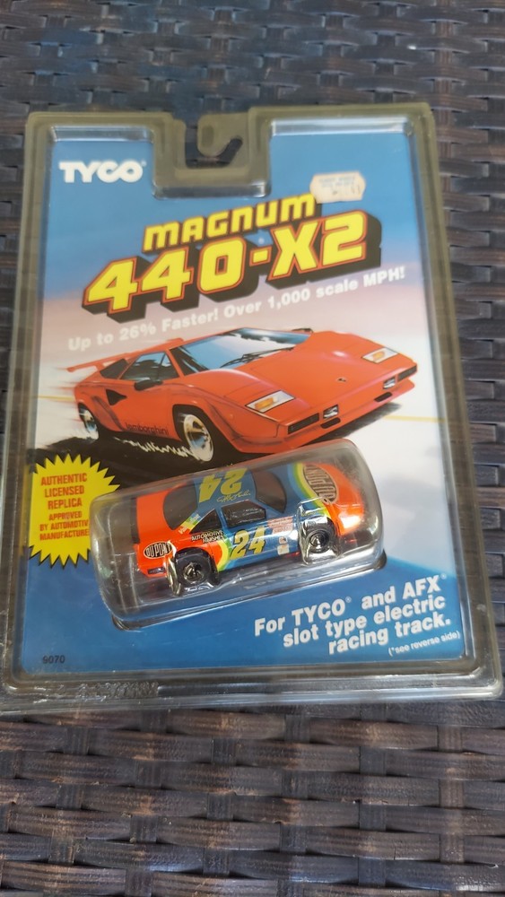 TYCO 9070 Magnum 440-X2 Jeff Gordon #24 NASCAR Slot Car NIB HO Scale