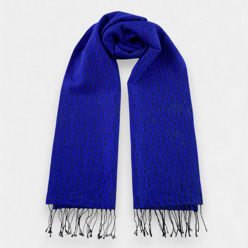 Aigner Wool Scarf Muffler for Winter Warmth and Style  