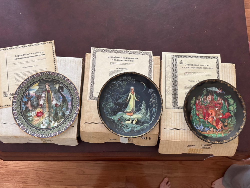 Limited edition Russian Legends Bradford Exchange plates, set of 3 collectibles