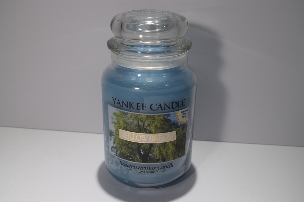 Yankee Candle 22 oz Limited Edition Willow Breeze Jar NEW-image