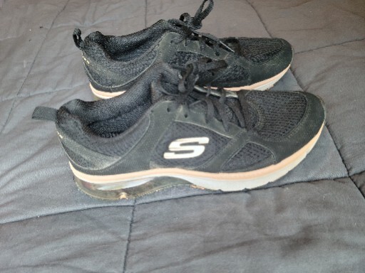 EUC Women's Skechers Black Peach & White Cushion Performance Sneakers Size 7.5