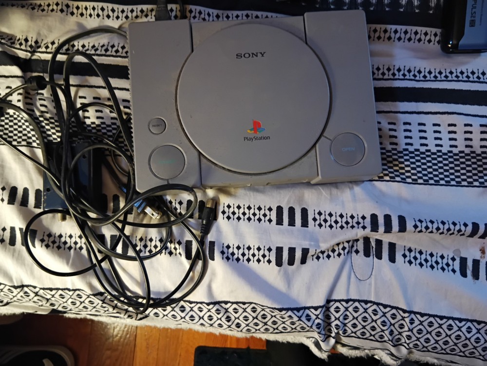 Sony PlayStation Launch Edition Gray Console (SCPH-5001) With All The Cords