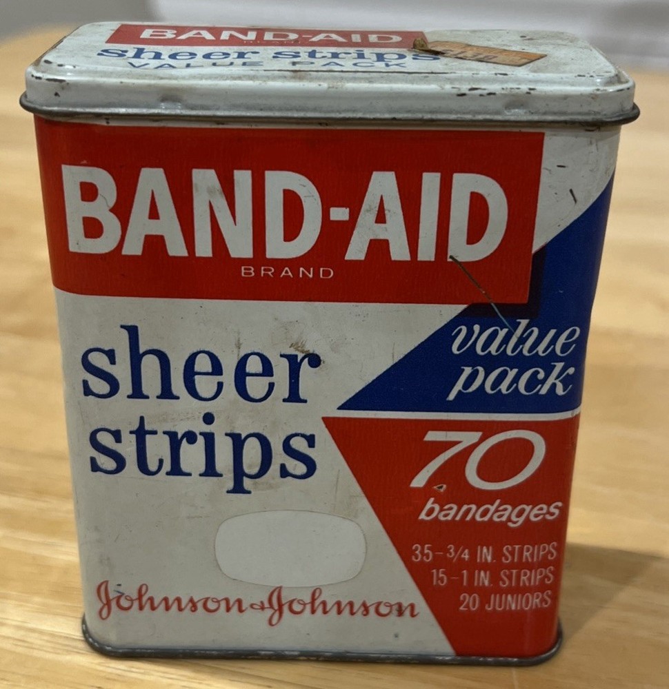 Band-Aid Vintage Tin Johnson & Johnson 70 Assorted Adhesive Bandages