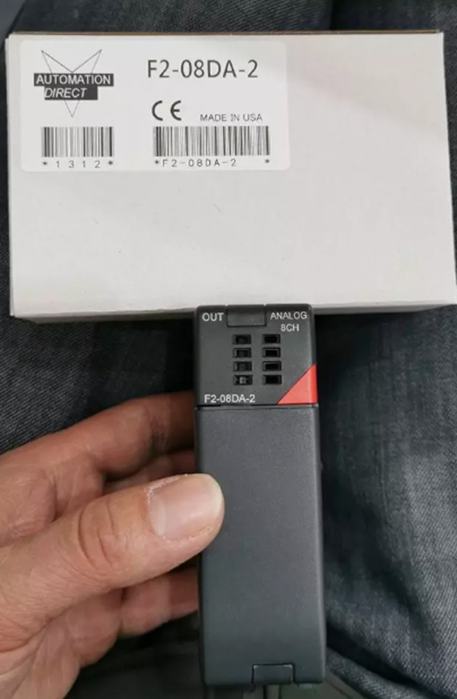 New In Box KOYO F2-08DA-2 Analog Voltage Output Module