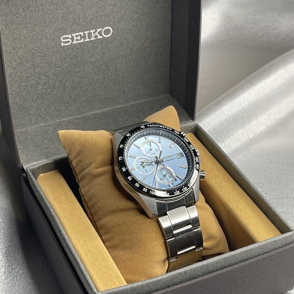 Seiko Spirit Chronograph with Date and Tachymeter Function
