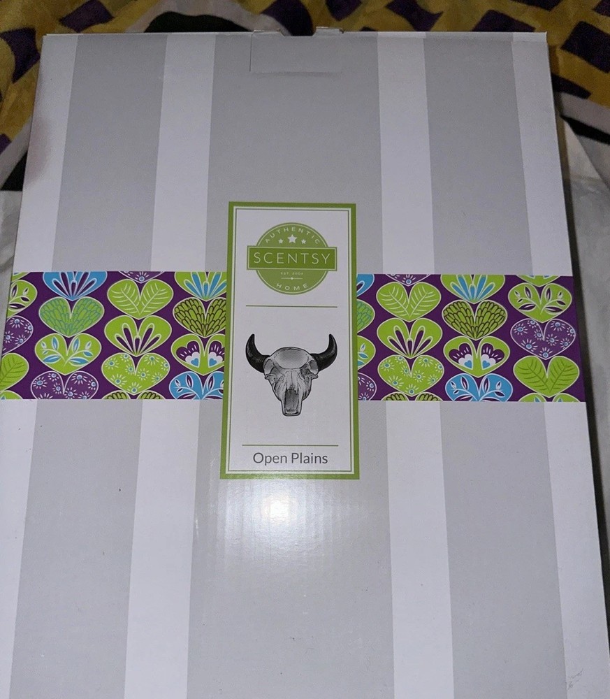 Scentsy Open Plains Wax Warmer. New Open Box.