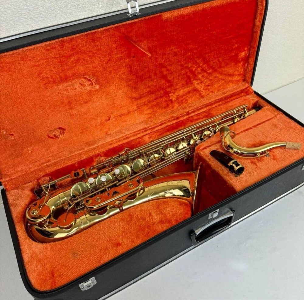 Yanagisawa tenor saxophone T-500 gold lacquer 1976