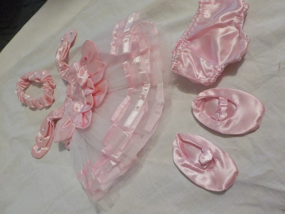 Cute Pink Ballerina Outfit for 18