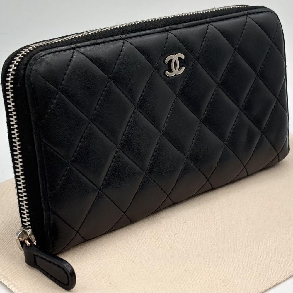 Chanel Long Wallet Matelasse Round Zipper Black Lambskin Coco