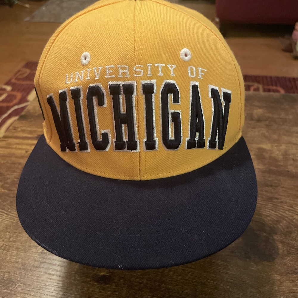 Vintage University of Michigan Wolverines Snapback Hat Cap NCAA VTG 1990’s 90’s