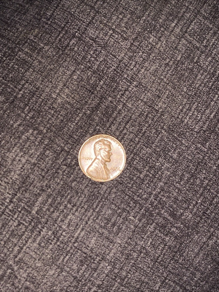 1966 No Mint Mark Lincoln Penny with Rim Lettering Error