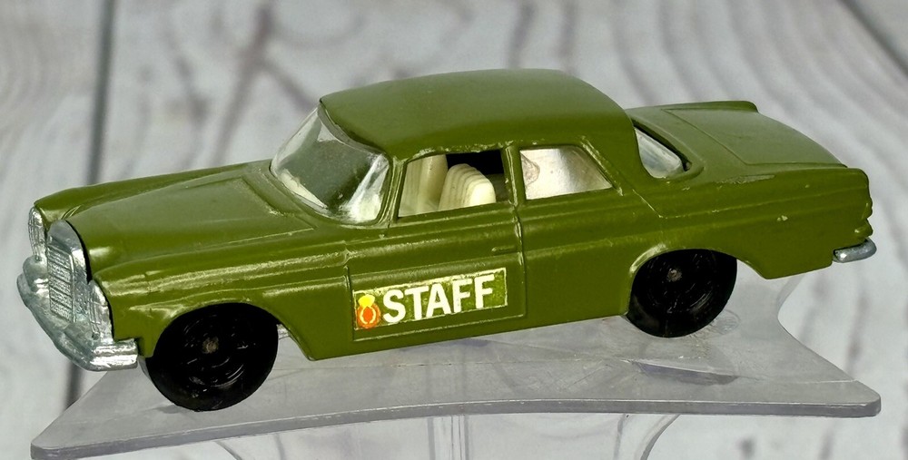 Vintage Matchbox Superfast Military Green Staff Mercedes Benz 300 SE 1/64 Car