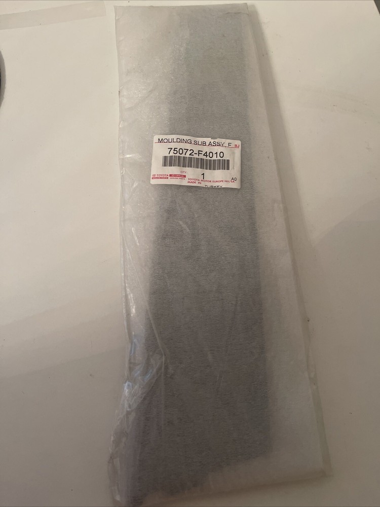 2021 Toyota C-HR Front Left Door Window Rear Side Molding 75072-F4010