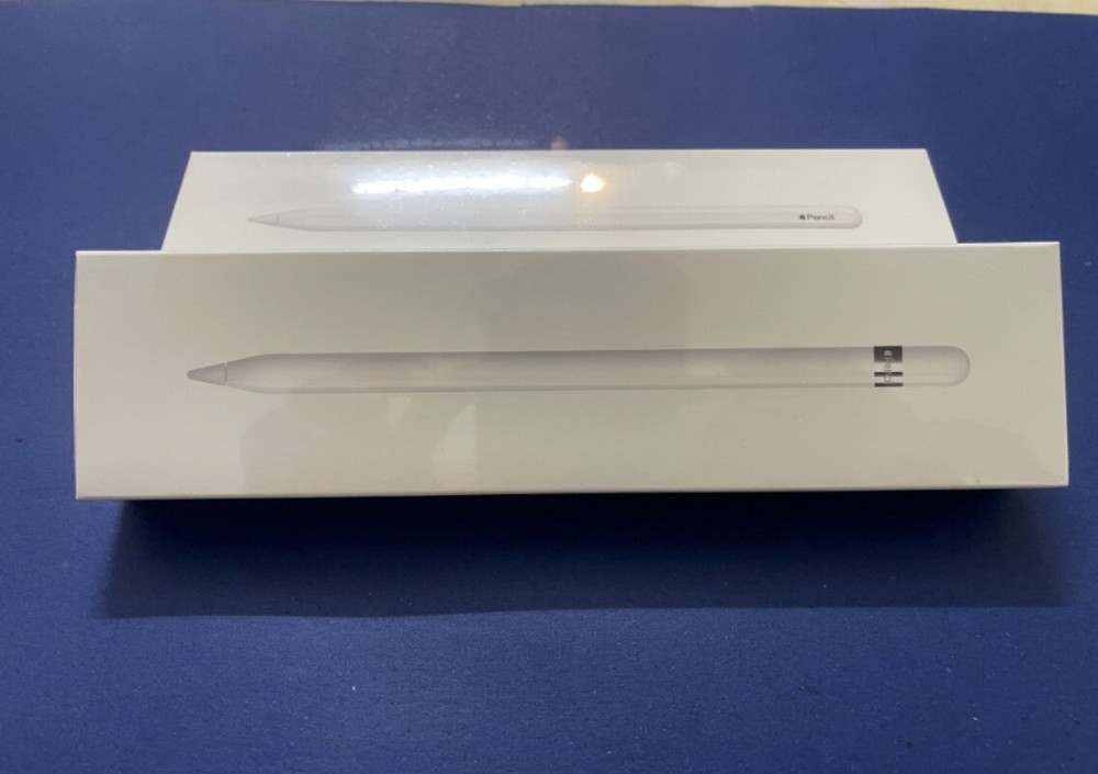 Apple Pencil (1st Gen) Stylus for Apple iPad - White  (MQLY3CH/A) New