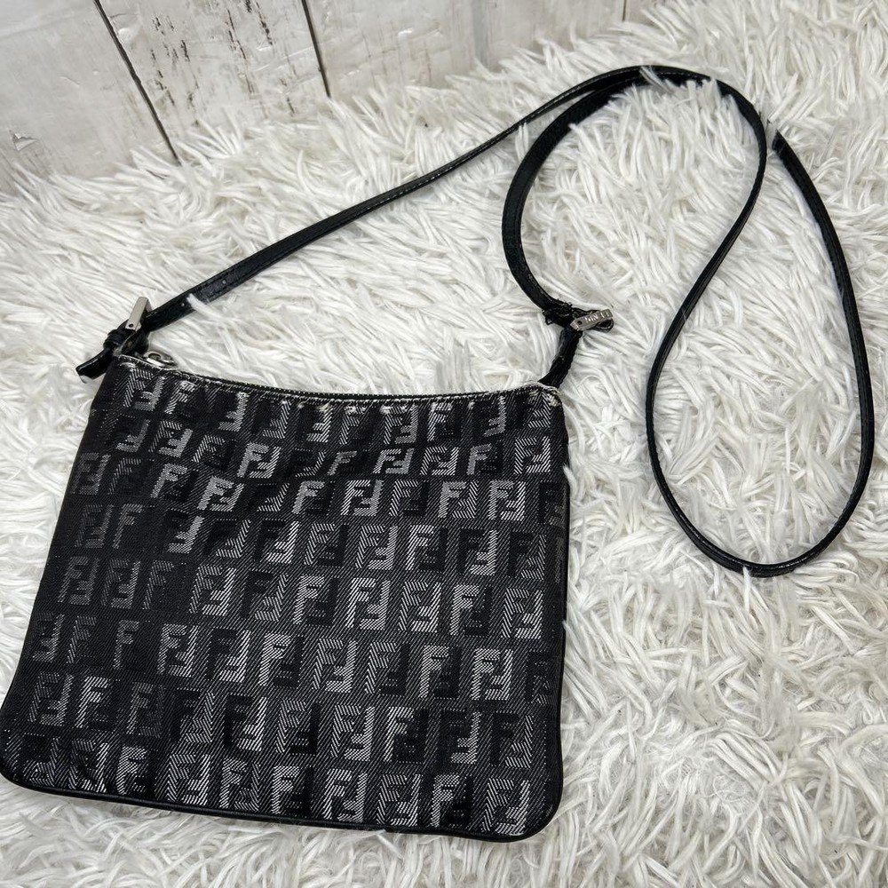Authentic FENDI FF Zucca Canvas Shoulder Bag in Black G0504592