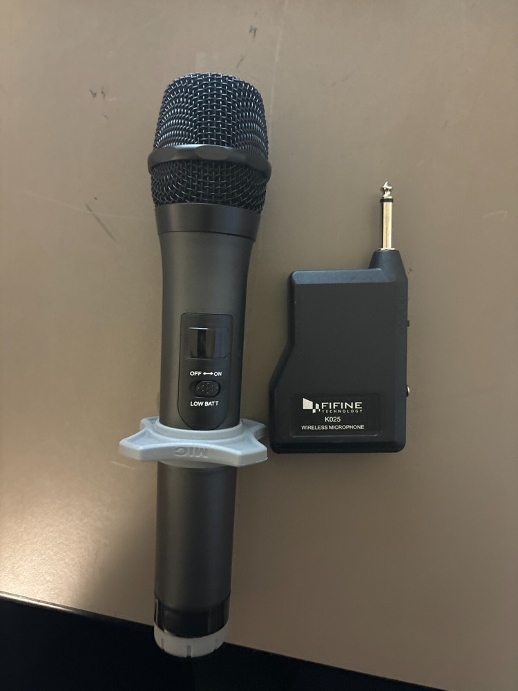 FIFINE KO25 Handheld Dynamic Wireless Microphone And Receiver