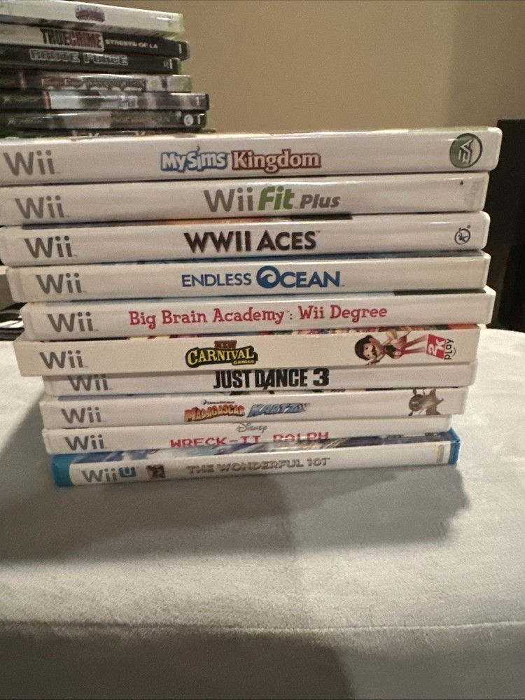 Wii/Wii U 10 Random Games Lot Untested