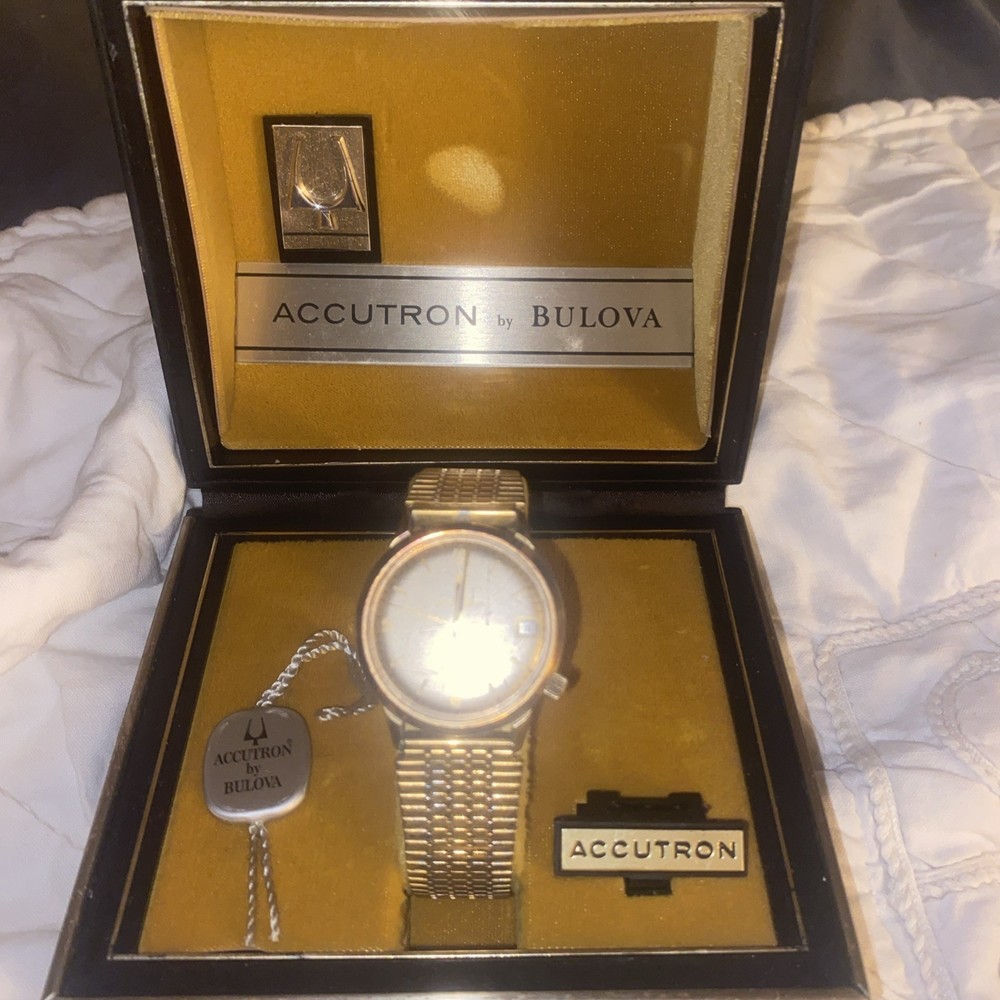 Men's Vintage Accutron by Bulova Wristwatch with Box and Papers