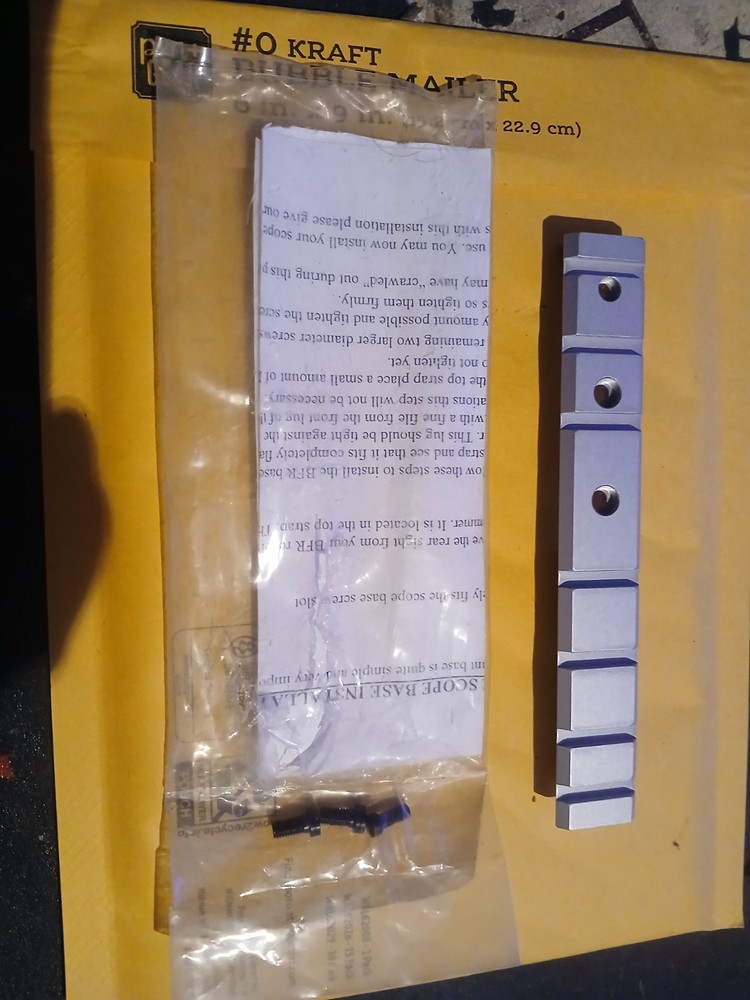 Magnum Research BFR revolver scope mount with screws Short Cylinder