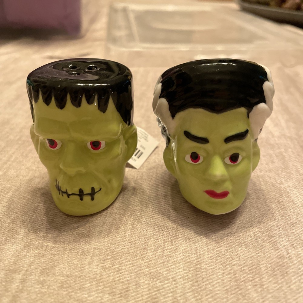 Cracker Barrel Halloween Frankenstein Bride Salt & Pepper Shaker Set