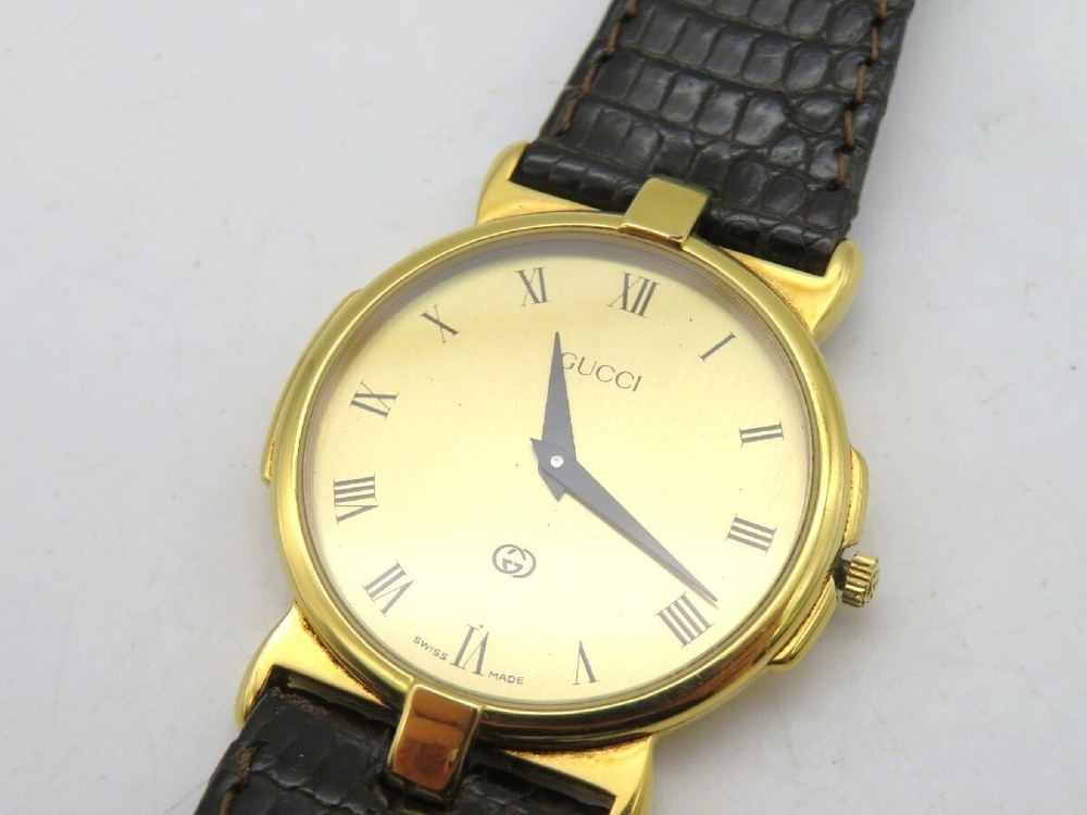 Gucci Men's 3400M Gold Round Quartz Vintage Watch 30mm