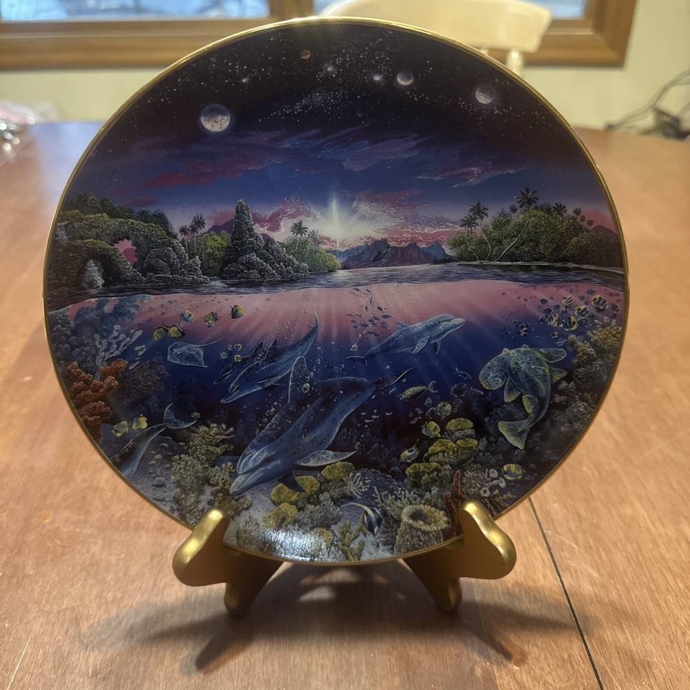 “Search For Harmony” By Robert Lyn Nelson Underwater Paradise Collection Plate